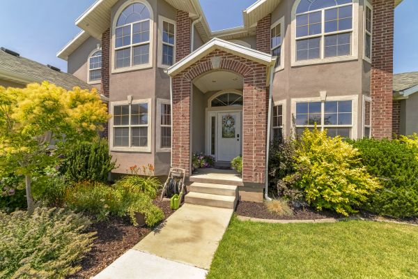 Cost of Transom Window Replacement in Chico