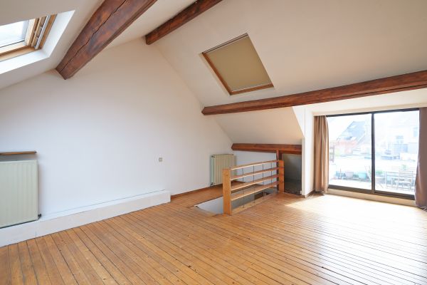 Cost of Attic Window Installation in Chico
